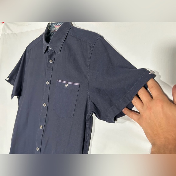 TED BAKER LONDON NAVY BLUE HEMMED SLEEVES CONTRASTING TRIM DESIGNER SHIRT MENS 3 - Picture 2 of 5